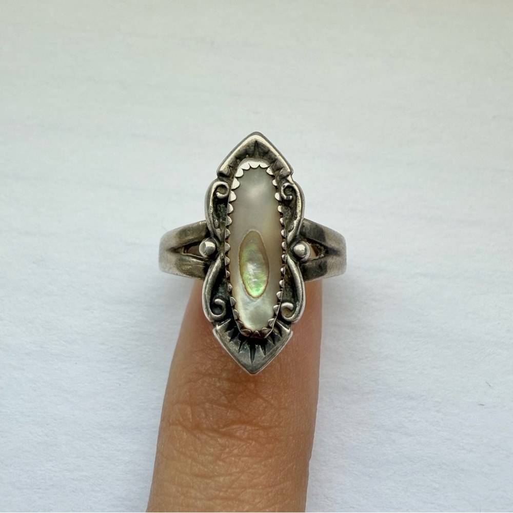 Vintage Sterling Silver Ring- Bell Trading Post Native Abalone